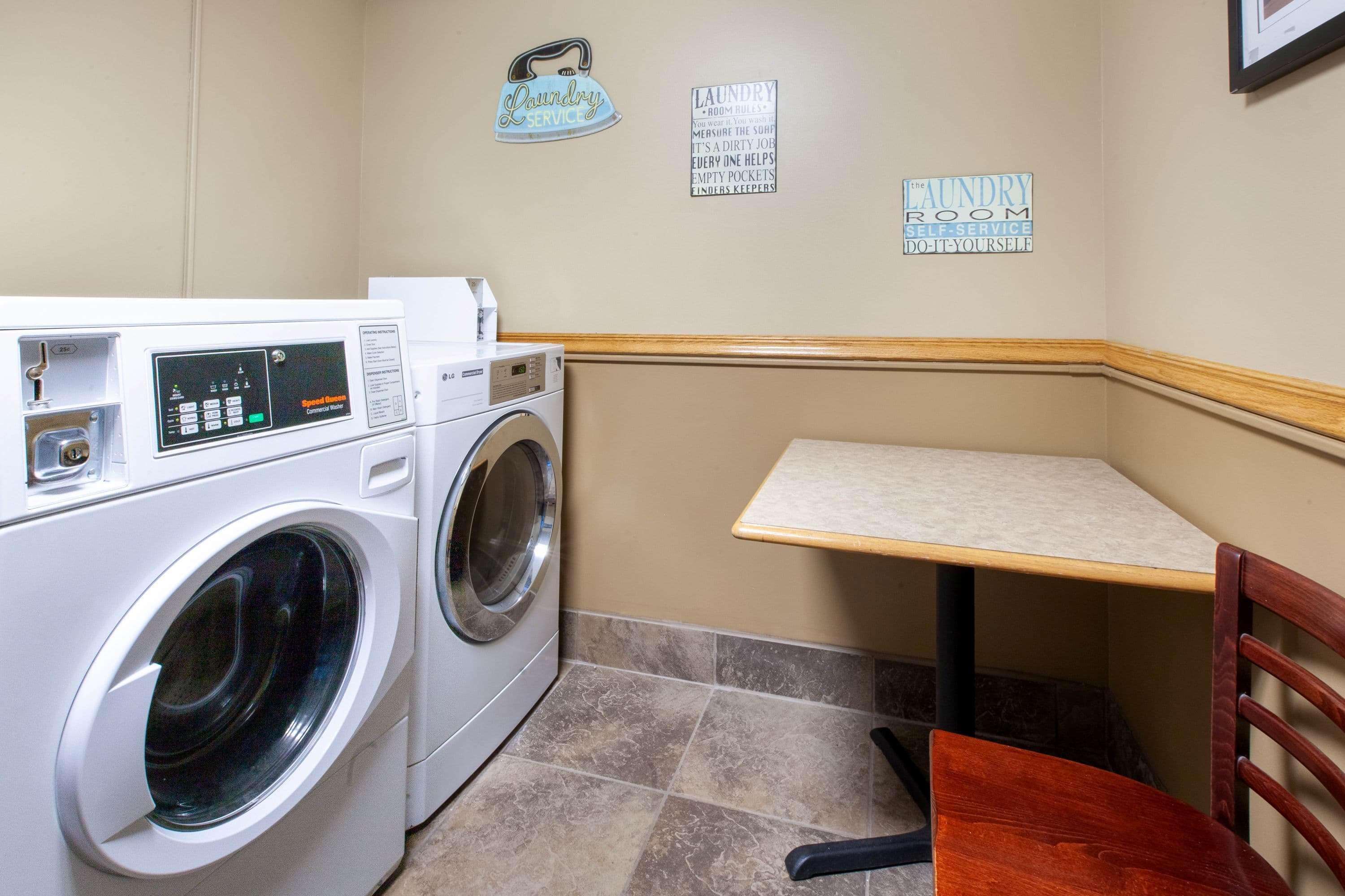 Americinn By Wyndham Silver City Bagian luar foto